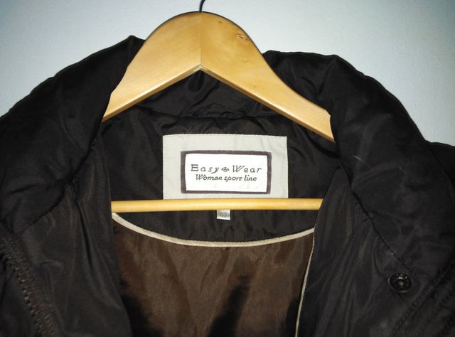 Casaco marrom com capuz T40