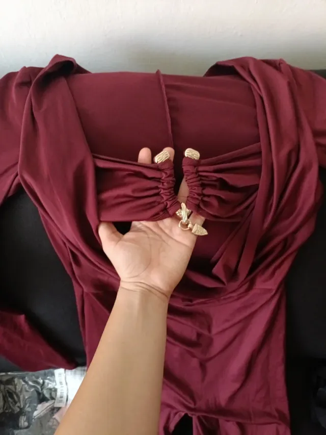 Mono burdeos talla única