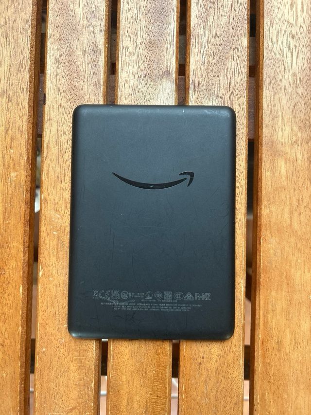 Kindle 10ª Geração com Caixa