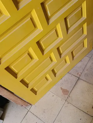 Puerta madera maciza arqueada