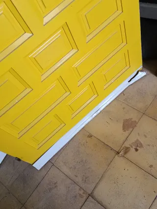 Puerta madera maciza arqueada