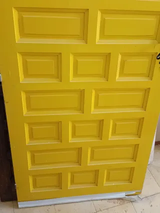 Puerta madera maciza arqueada