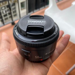 Obiettivo Yongnuo 50mm f/1.8 per Canon