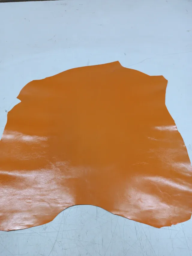 Piel de cabra naranja