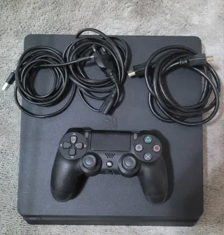 Consola PS4 Slim Negra