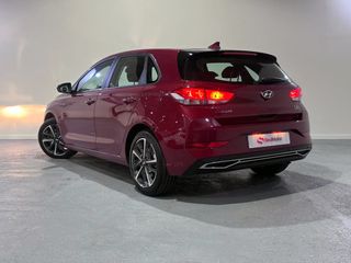 Hyundai i30 Klass SLX 1.5 DPI 110 5p