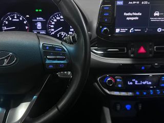 Hyundai i30 Klass SLX 1.5 DPI 110 5p