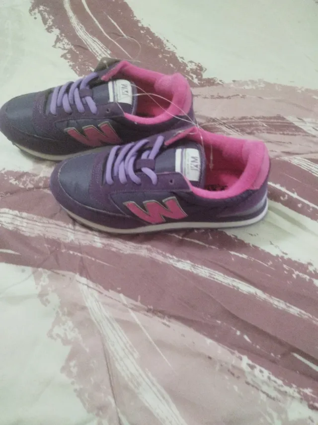 Zapatillas niña WM nuevas con etiqueta