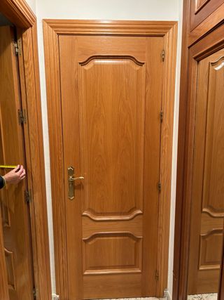 Puerta de madera interior 62cm