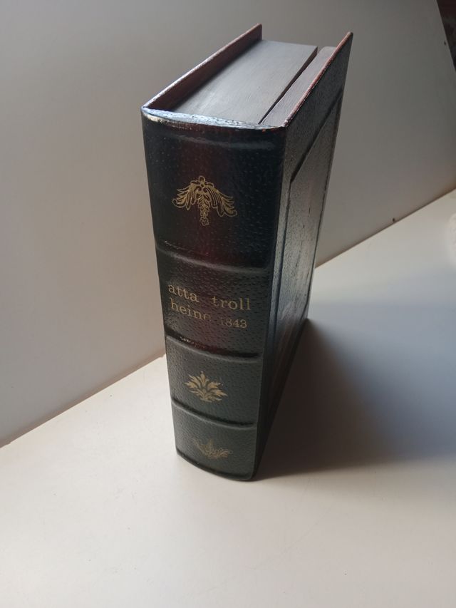 Scatola libro decorativa