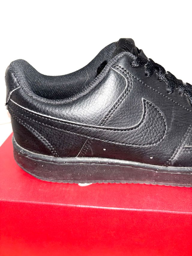 Zapatillas Nike Court Vision Low + Adidas Campus