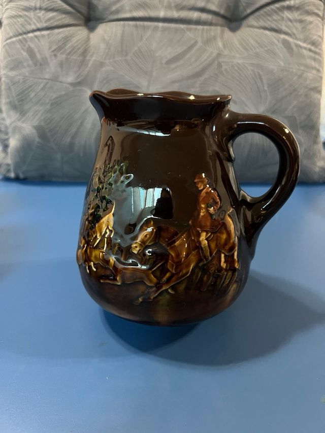 Juego de café de colección ecuestre años 50”