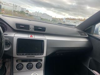 Volkswagen Passat 2006