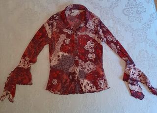 Blusa gasa estampada mangas acampanadas