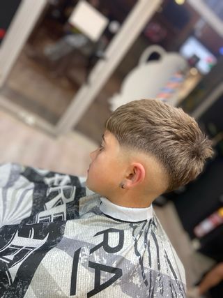 barbería a otro estilo con parking privado