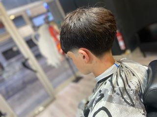 barbería a otro estilo con parking privado