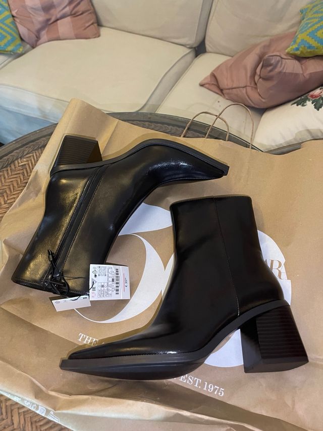 Botin Tacon ancho viral Zara Talla 39