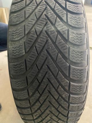 Pneumatici invernali Pirelli Winter