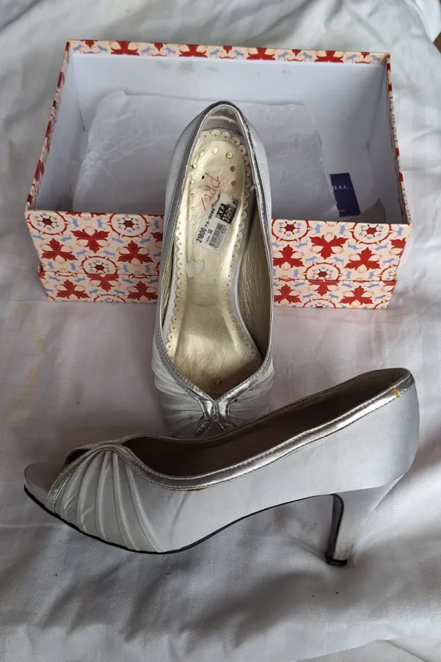 Zapatos de ceremonia Prestigio plateados talla 38