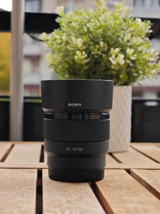 Sony FE 50mm f/1.8