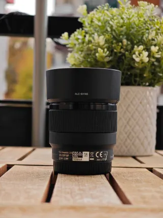 Sony FE 50mm f/1.8