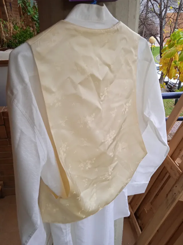 chaleco + camisa elegante para celebraciones