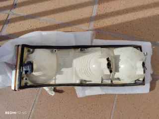 Piloto trasero Seat 124