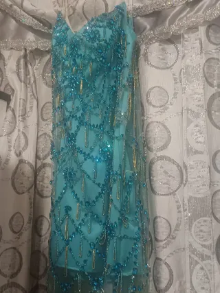 Vestido De boda Gitana pedrería Pendientes y cesta