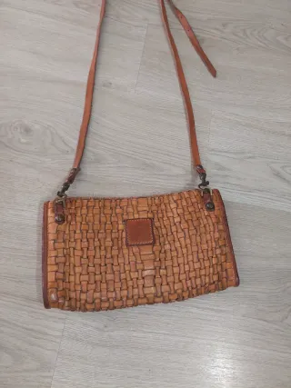Borsa Campomaggi in pelle intrecciata