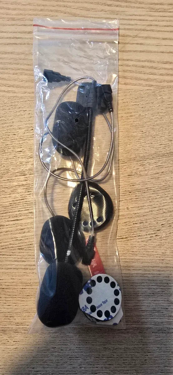 Intercomunicador Sharktooth