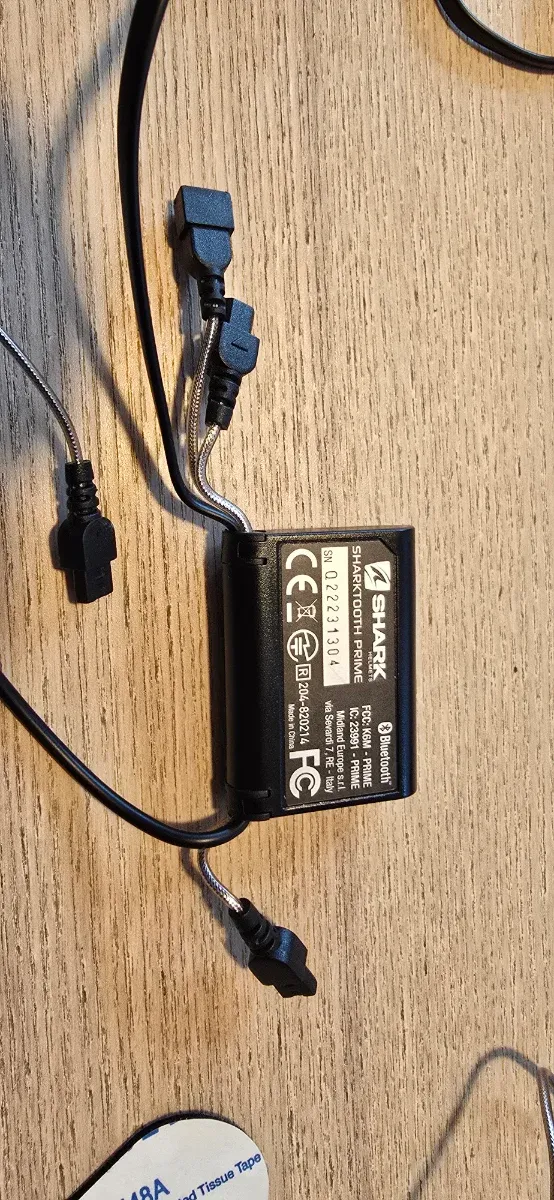 Intercomunicador Sharktooth