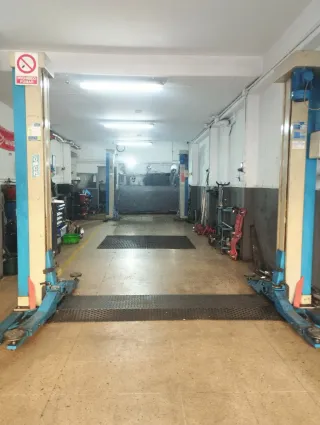 TRASPASO TALLER MECÁNICO EN SABADELL