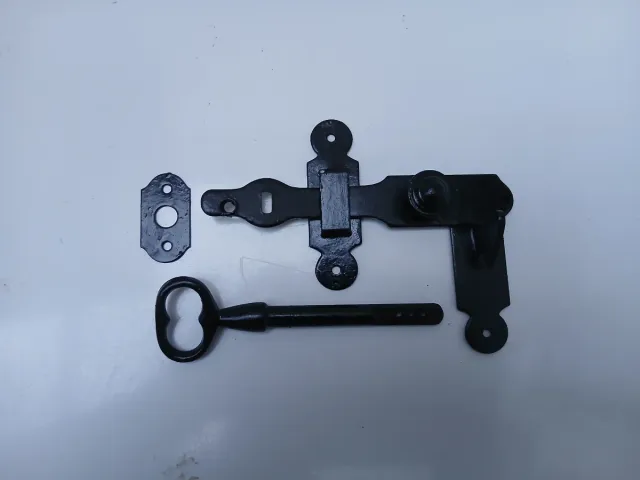 Cerrojo, pasador, balda