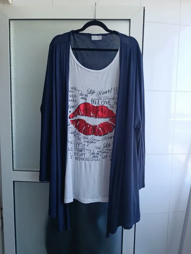 Túnica azul y blanca talla 50-52