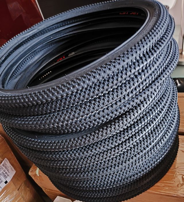 2 Cubiertas MTB 29 pulg. + 2 Cámaras Aire 29 pulg.