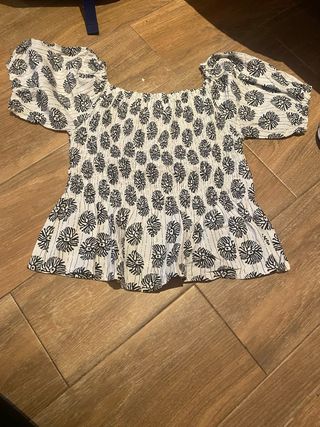 Blusa estampada manga abullonada