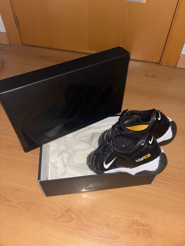 Nike Total 90 charol, talla 41