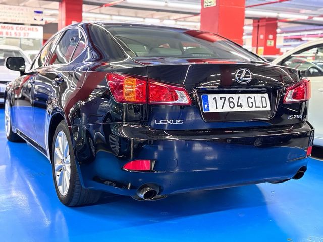 LEXUS IS250 Luxury AUTO 2009 262.000km Etiqueta C