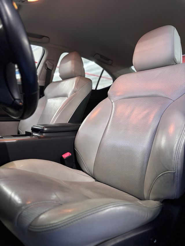 LEXUS IS250 Luxury AUTO 2009 262.000km Etiqueta C