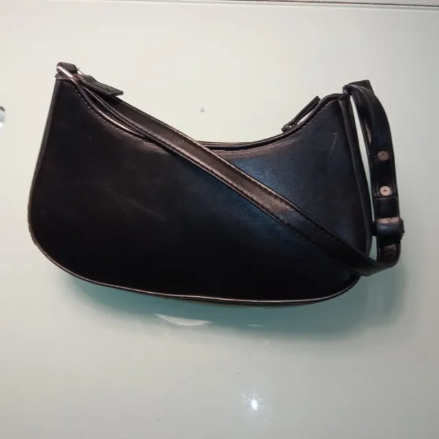 Bolso de mano negro