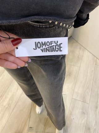 Vaqueros anchos grises “palazzo”