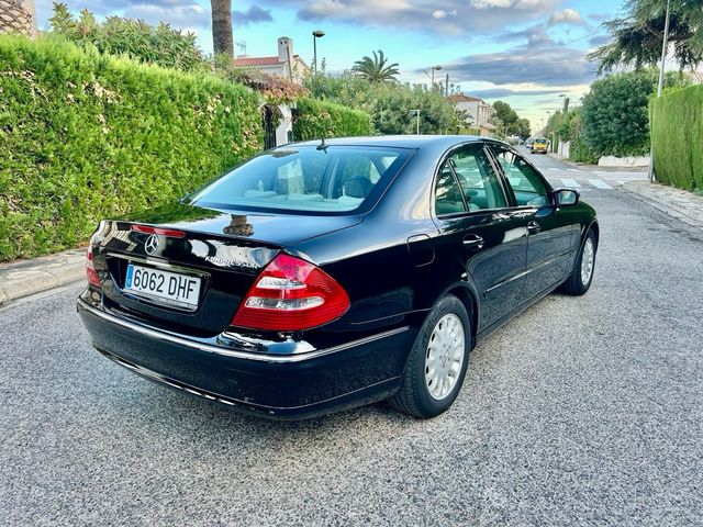 Mercedes E200 Kompressor Elegance 2005 155800km
