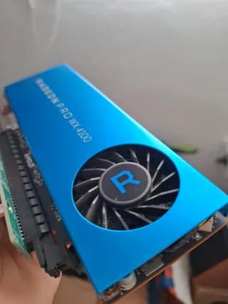 AMD Radeon Pro WX 4100 Tarjeta Gráfica