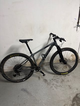 Bicicleta Trek Carbono 29