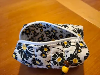 Neceser acolchado estampado flores