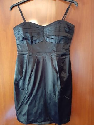 Vestido negro de raso talla L
