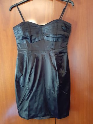 Vestido negro de raso talla L