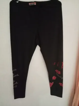 Leggings Keguay negros con estampado