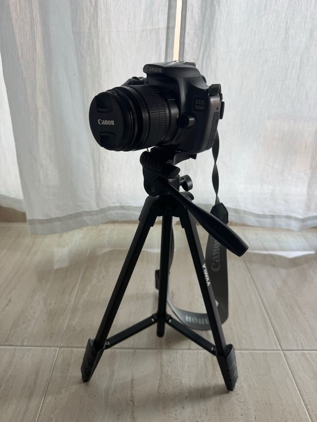 Cámara Canon EOS 1200D Grey edition