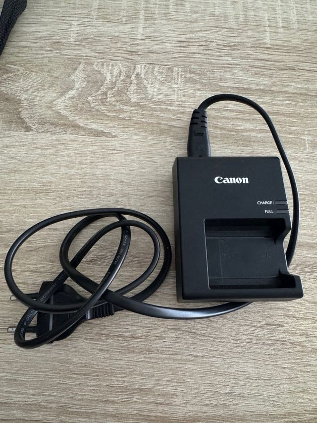 Cámara Canon EOS 1200D Grey edition